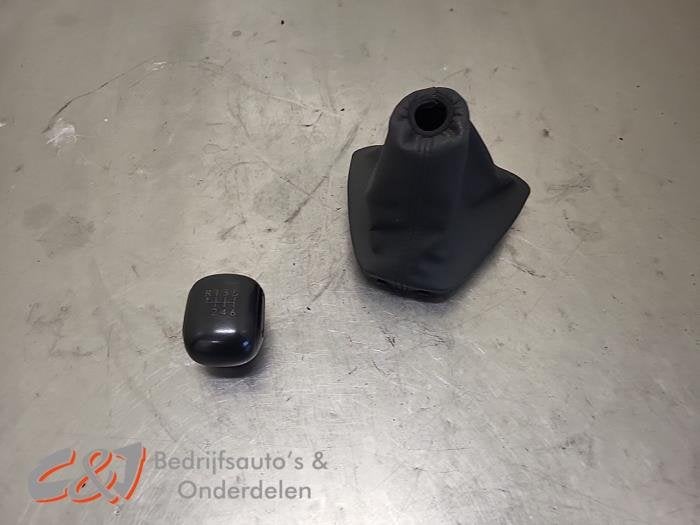 Enveloppe levier de vitesse d'un Toyota Pro-Ace, -, 3 mois de garantie, Toyota, Utilisé