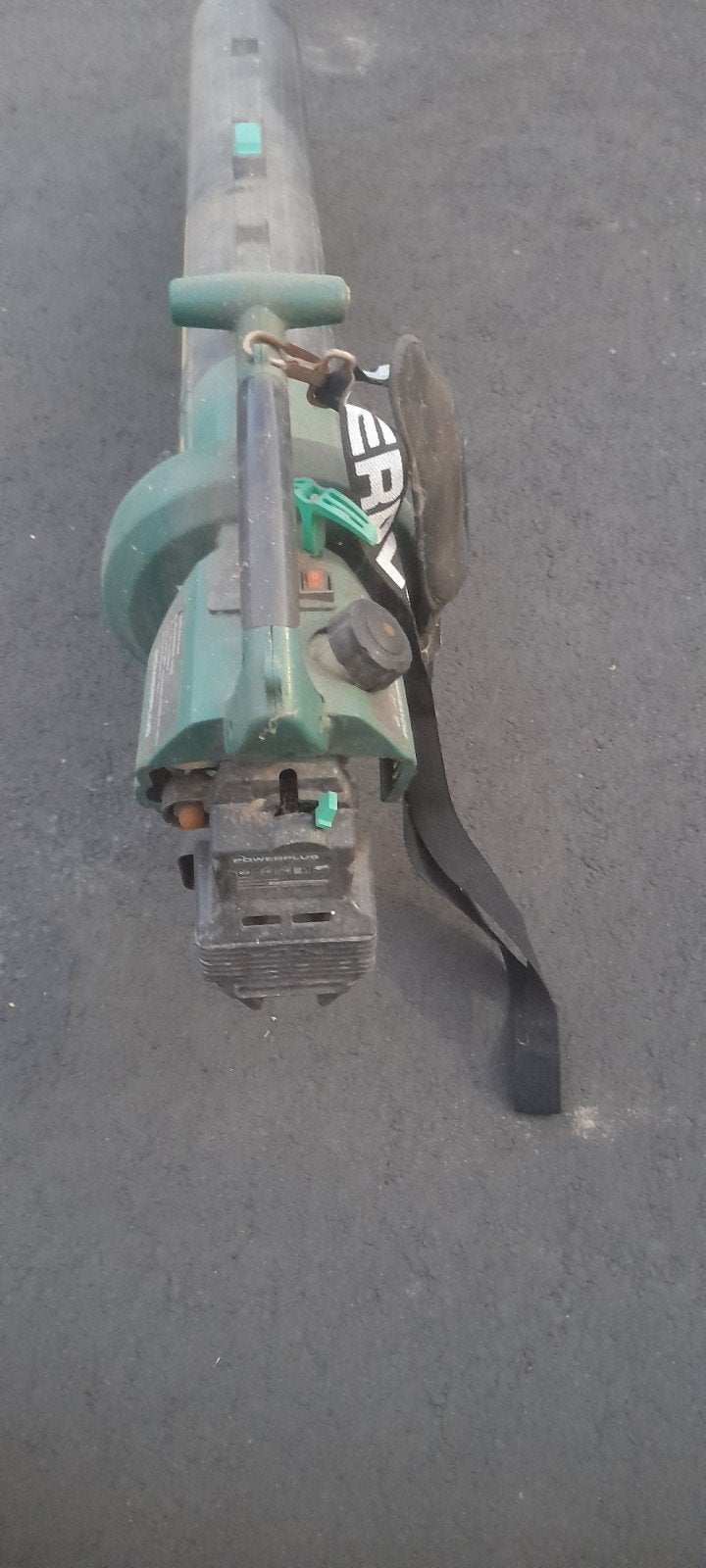 te koop bladblazer zuiger power plus op tweetakt benzinne, Ophalen, Benzine, Gebruikt, Ruggedragen