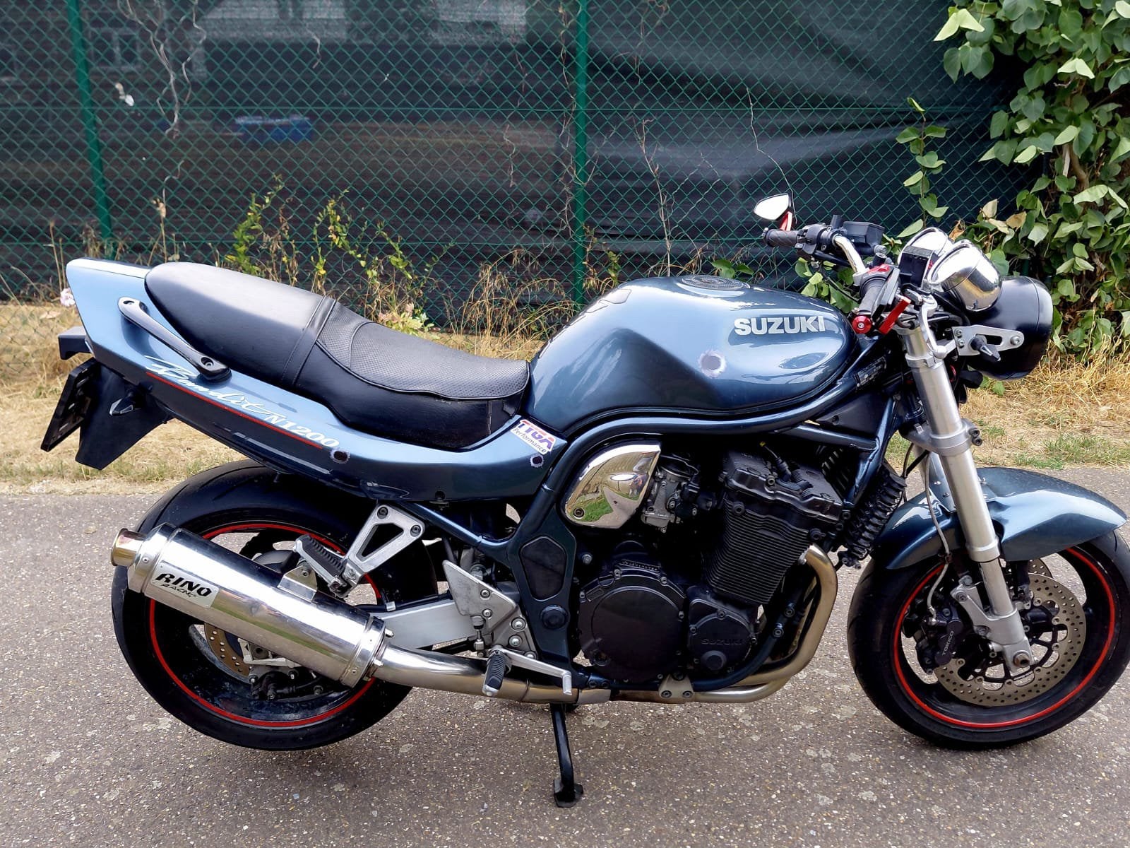 Suzuki bandit 1200/2001 bwj met 31dkm gekeurd 2200€, 4 cilinders, Particulier, Meer dan 35 kW, Naked bike