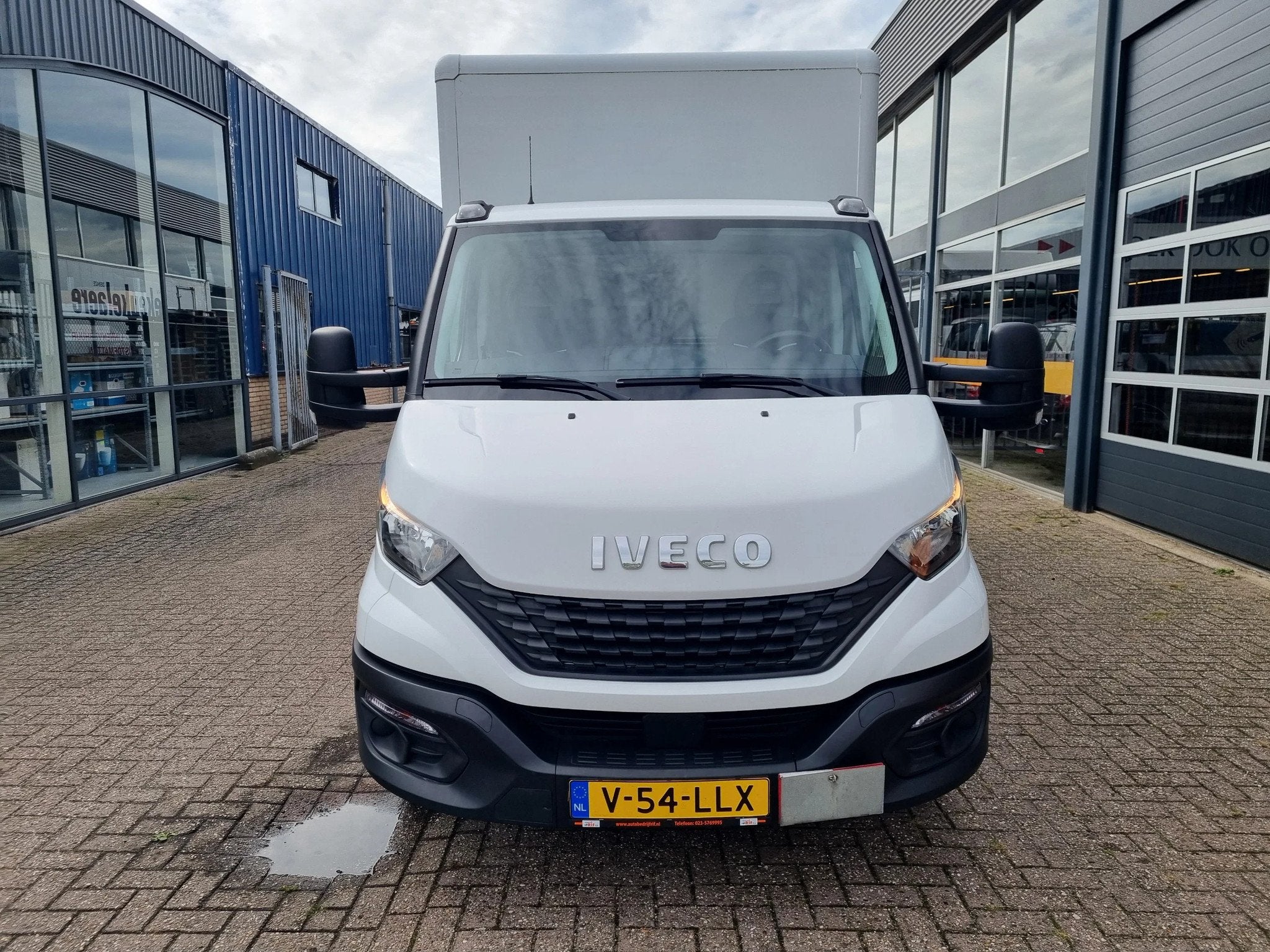Iveco Daily 35C16/ 2.3D/ Bakwagen/ Laadklep, Autos, Achat, Euro 6, Boîte manuelle, 2 portes