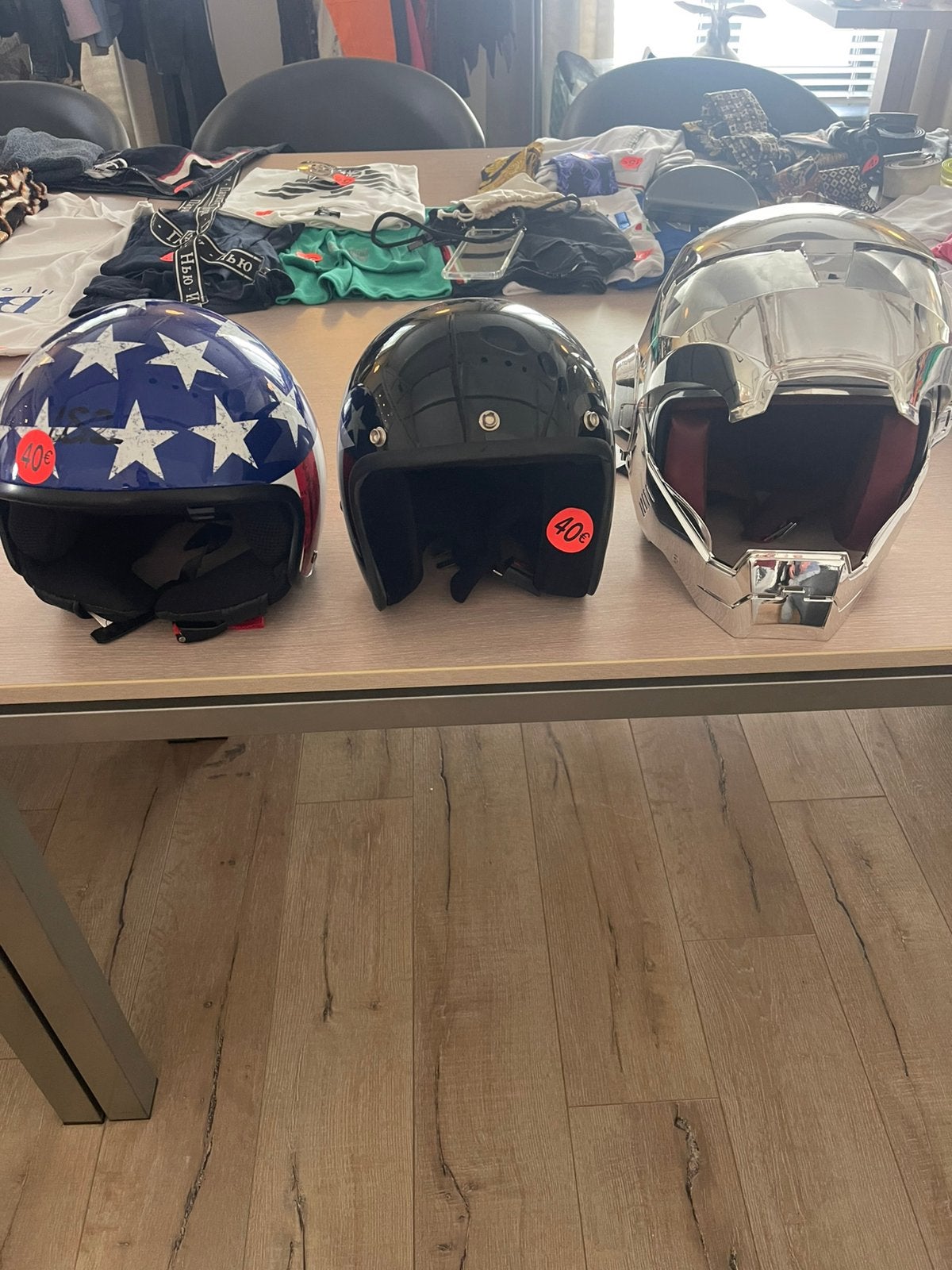 3 casques à vendre, Enlèvement, Comme neuf