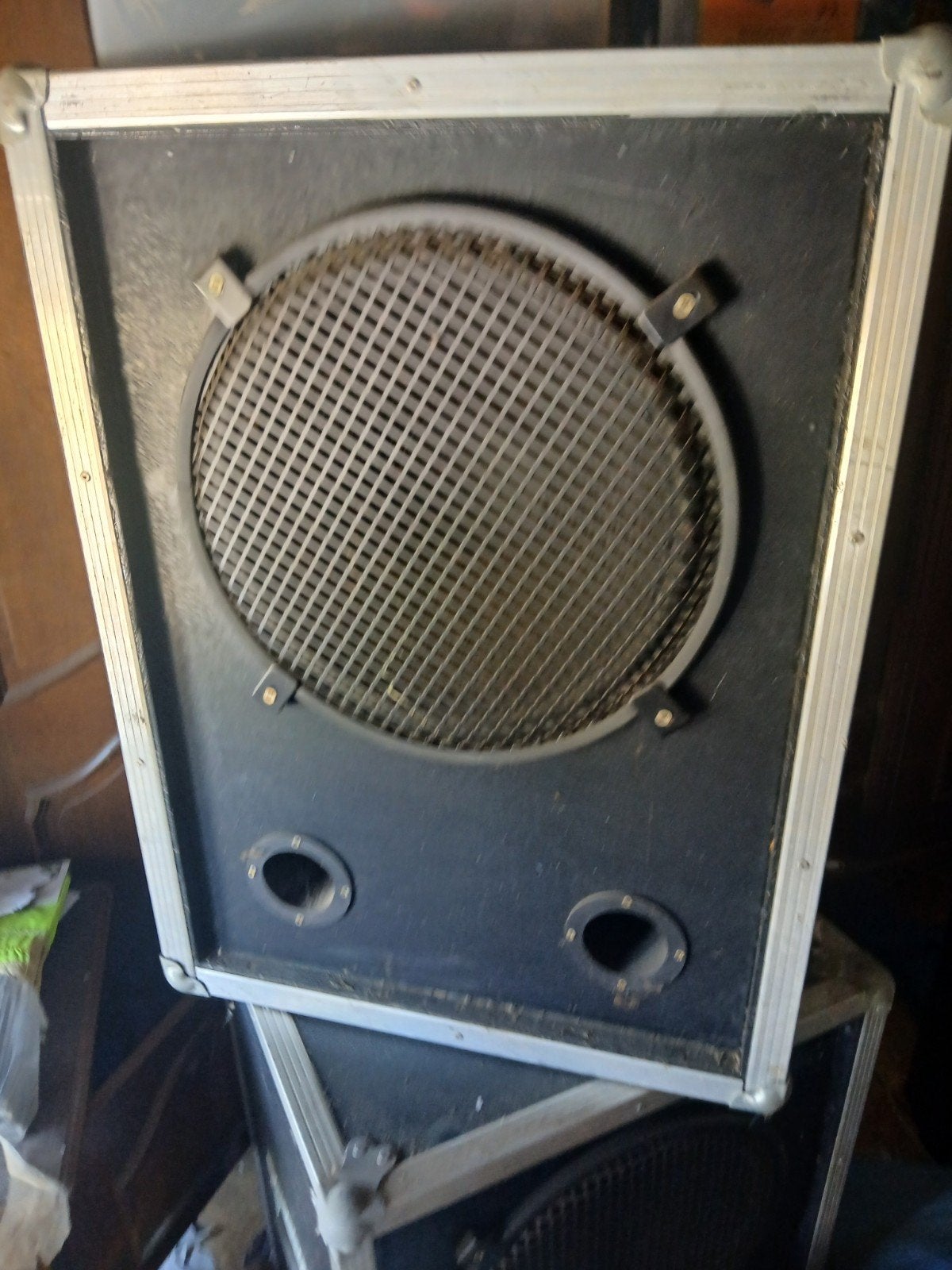 Luidspreker in flightcase 2 stuks, Audio, Tv en Foto, Luidsprekerboxen, Ophalen