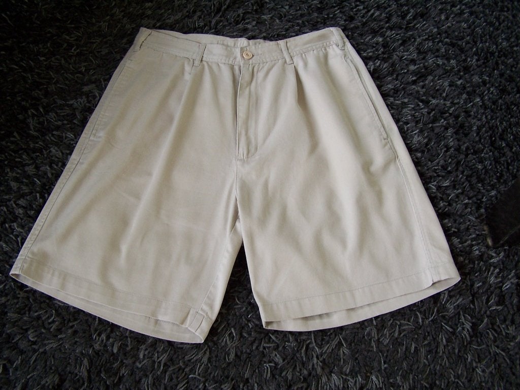 Beige herenshort – gekleed model – als nieuw, H&Q, Maat 48/50 (M), Beige, Ophalen of Verzenden