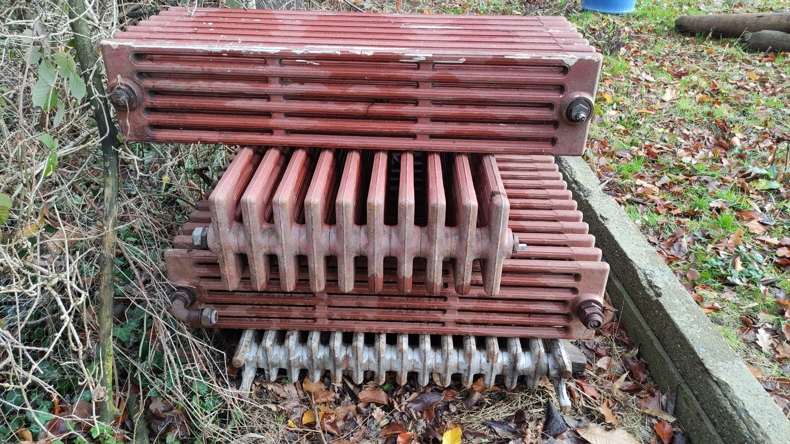 Radiateurs de chauffage  fonte, Bricolage & Construction, Tuiles & Revêtements de toit, Enlèvement, Utilisé, Métal, Autres types