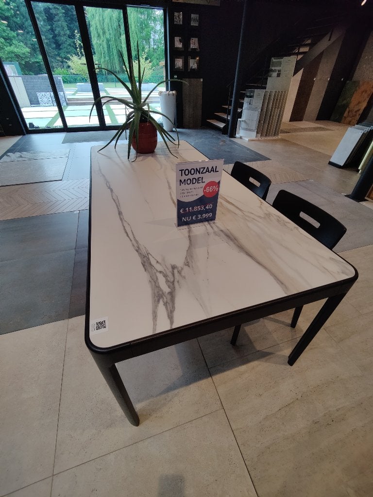 design eettafel keramisch + 6 stoelen eik (toonzaalmodel), Huis en Inrichting, Tafels | Eettafels, Zo goed als nieuw, 50 tot 100 cm