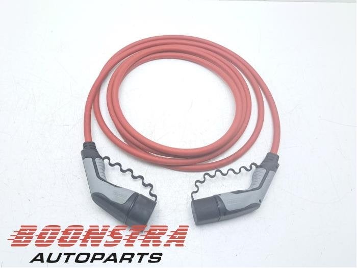 Câble de recharge électrique d'un Peugeot 208, -, 3 mois de garantie, Utilisé, -