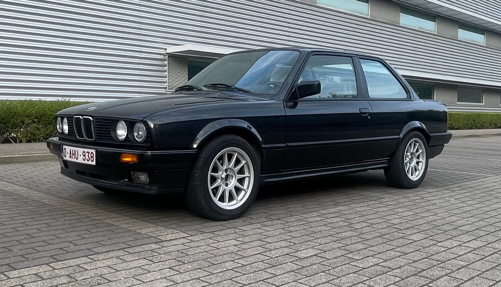 Bmw e30 325i coupé  1990, Autos, BMW, Particulier, Essence, Coupé, 3 portes, Boîte manuelle, Noir, Propulsion arrière, Enlèvement
