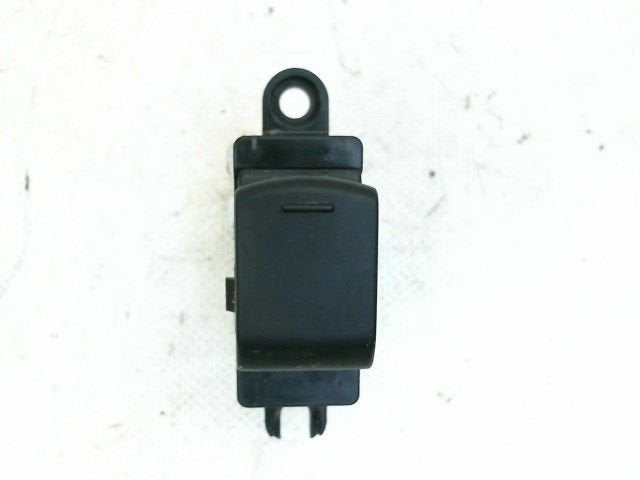 RAAMSCHAKELAAR Nissan Micra (K13) (01-2010/03-2017), Gebruikt, Nissan