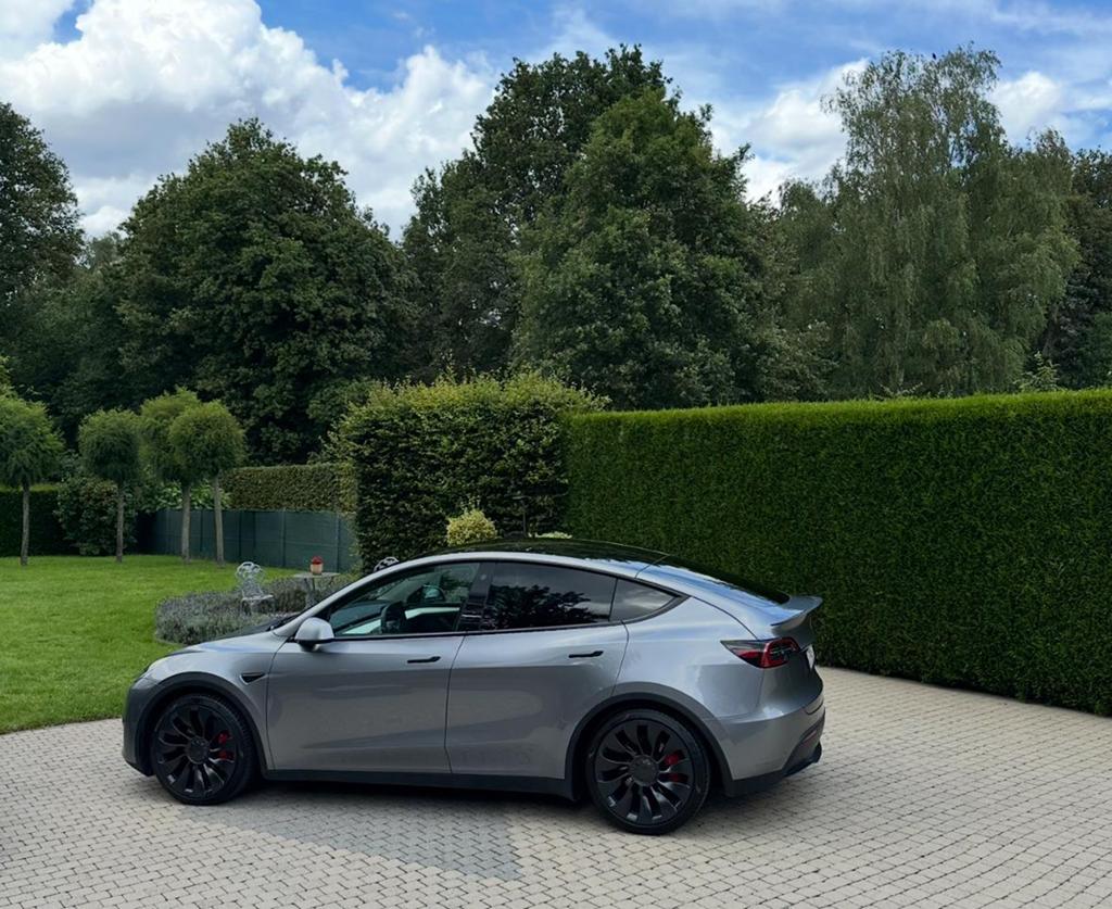 Tesla Y Performance NIEUWSTAAT!, Auto's, Tesla, Automaat, Elektrisch, Particulier, Achteruitrijcamera