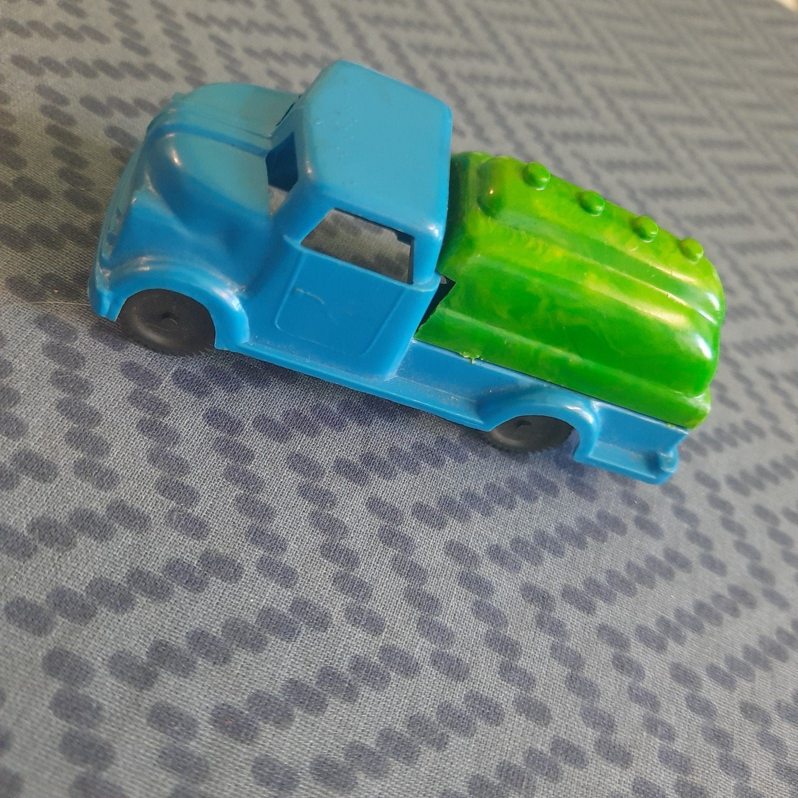 PLASTIC VINTAGE *ca 1:55* CITERNE TRUCK * PERFECTE STAAT *, Ophalen, Zo goed als nieuw, Bus of Vrachtwagen, Overige merken