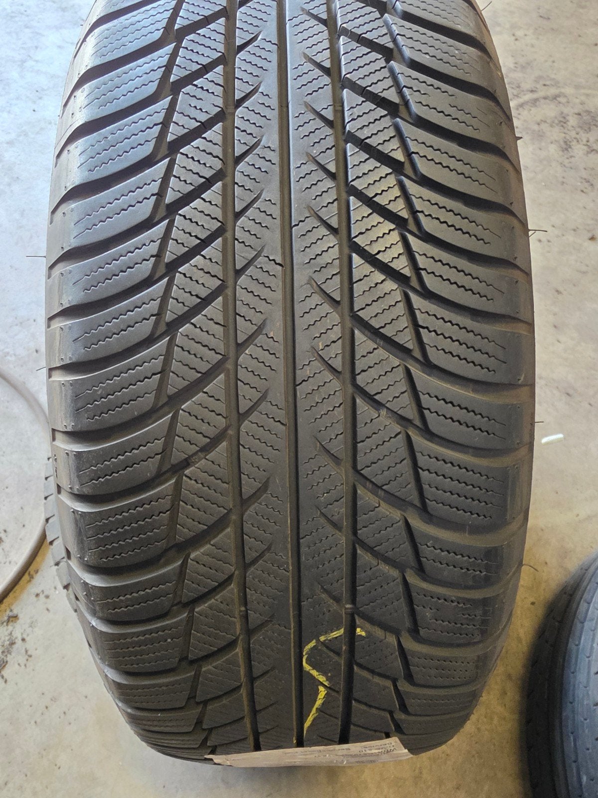 205/55r16 91h 205/55 r16 20555r16 205/55r16 205/55/r16, Enlèvement ou Envoi, Utilisé, Mercedes-Benz