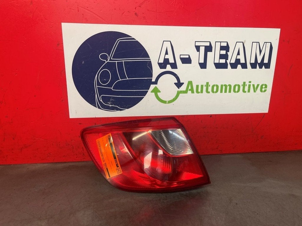 FEU ARRIÈRE GAUCHE Seat Ibiza ST (6J8) (|6J8945095|), Seat Deutschland GmbH, Service@seat.de, Utilisé, Seat