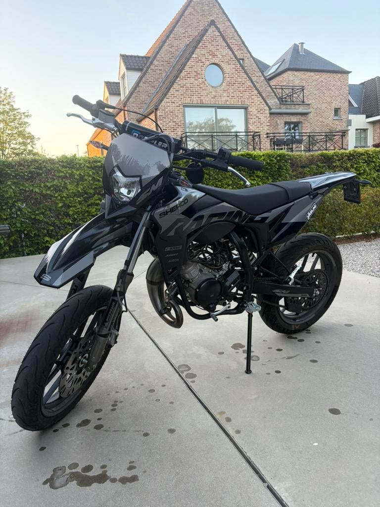 Sherco sm-r BlackMoon 2025, Fietsen en Brommers, Brommers | Crossbrommers, 6 versnellingen, Zo goed als nieuw, 50 cc, Ophalen