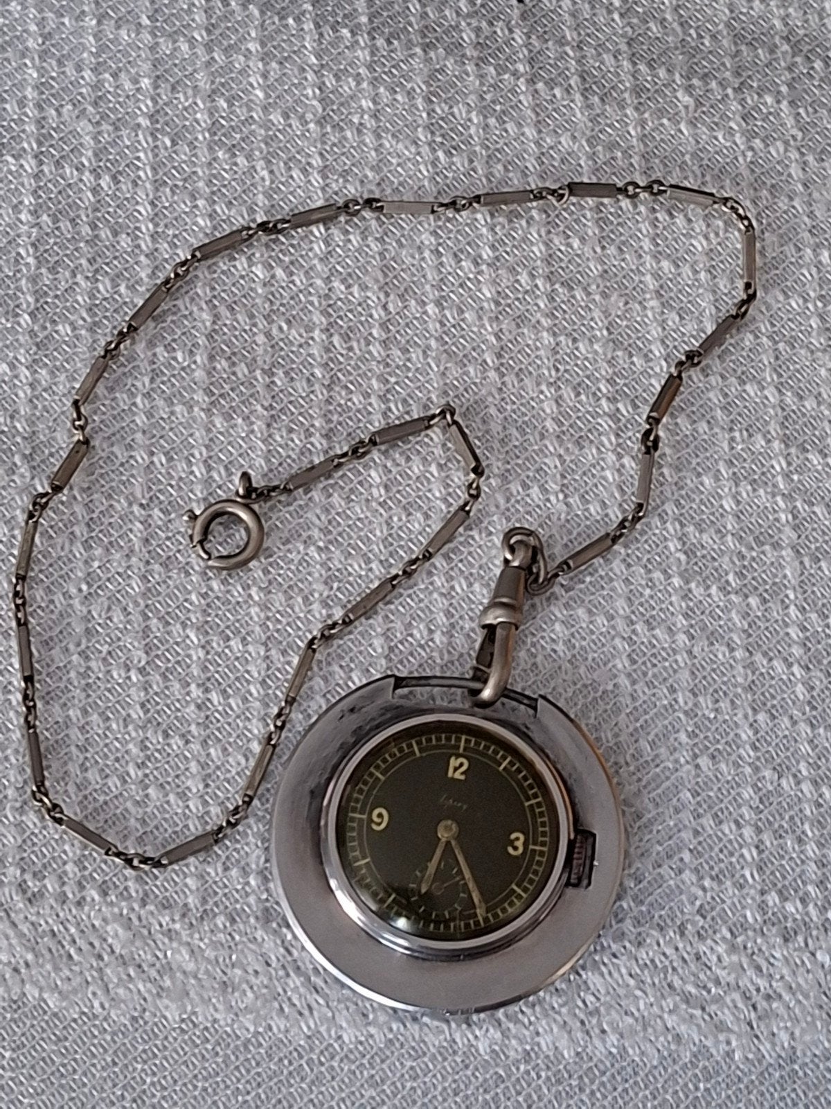 Montre militaire vintage( ASPREY London) - Mécanique Swiss M, Handtassen en Accessoires, Zakhorloge, Staal, 1930 tot 1960, Met ketting