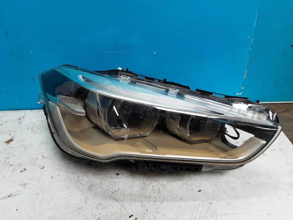 PHARE / OPTIQUE AVANT DROIT BMW X1 (F48) (6311747222002), Utilisé, BMW