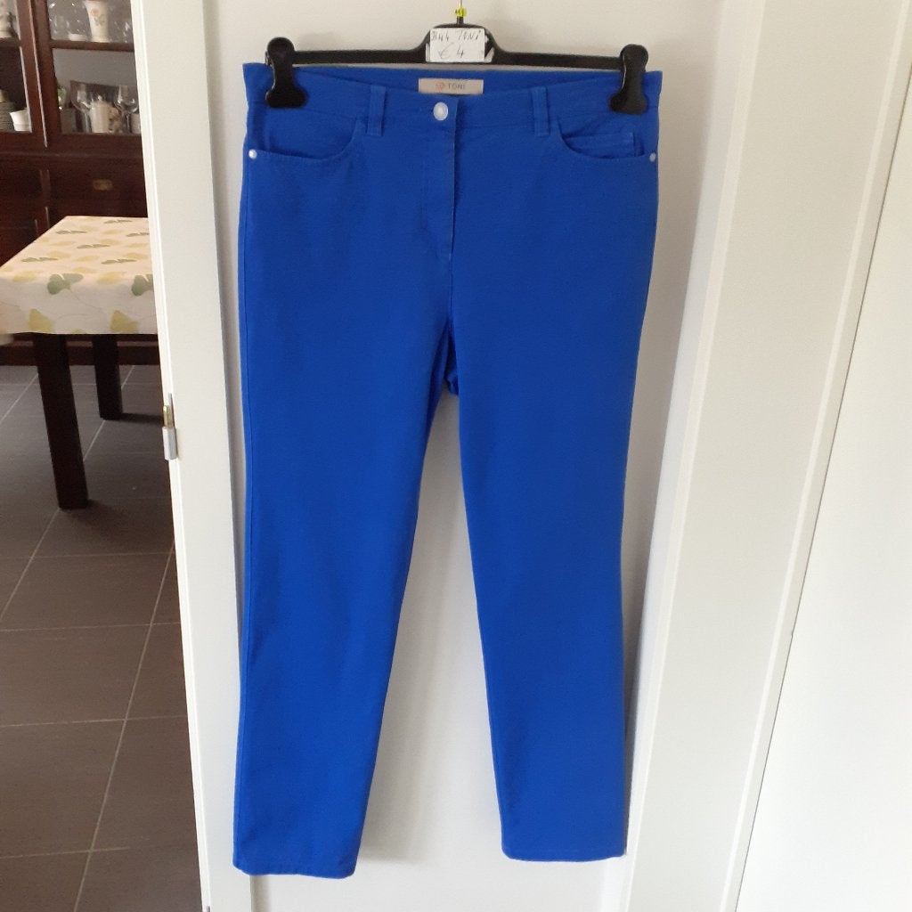 TONI kobaltblauwe spijkerbroek Maat: 40 Prijs: € 5, Kleding | Dames, Spijkerbroeken en Jeans, Blauw, Ophalen of Verzenden, W33 - W36 (confectie 42/44)