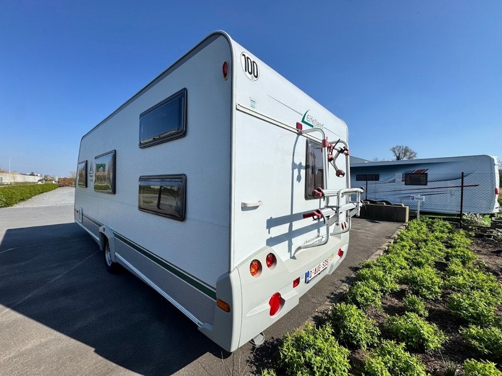 Eifelland 560 TK stapelbedden, mover, voortent, Schokbreker, Dwars-stapelbed, 7 tot 8 meter, Bedrijf
