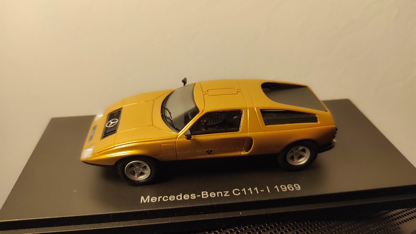 Mercedes-Benz C111 1969 goud 1:43 BoS Models, Ophalen of Verzenden