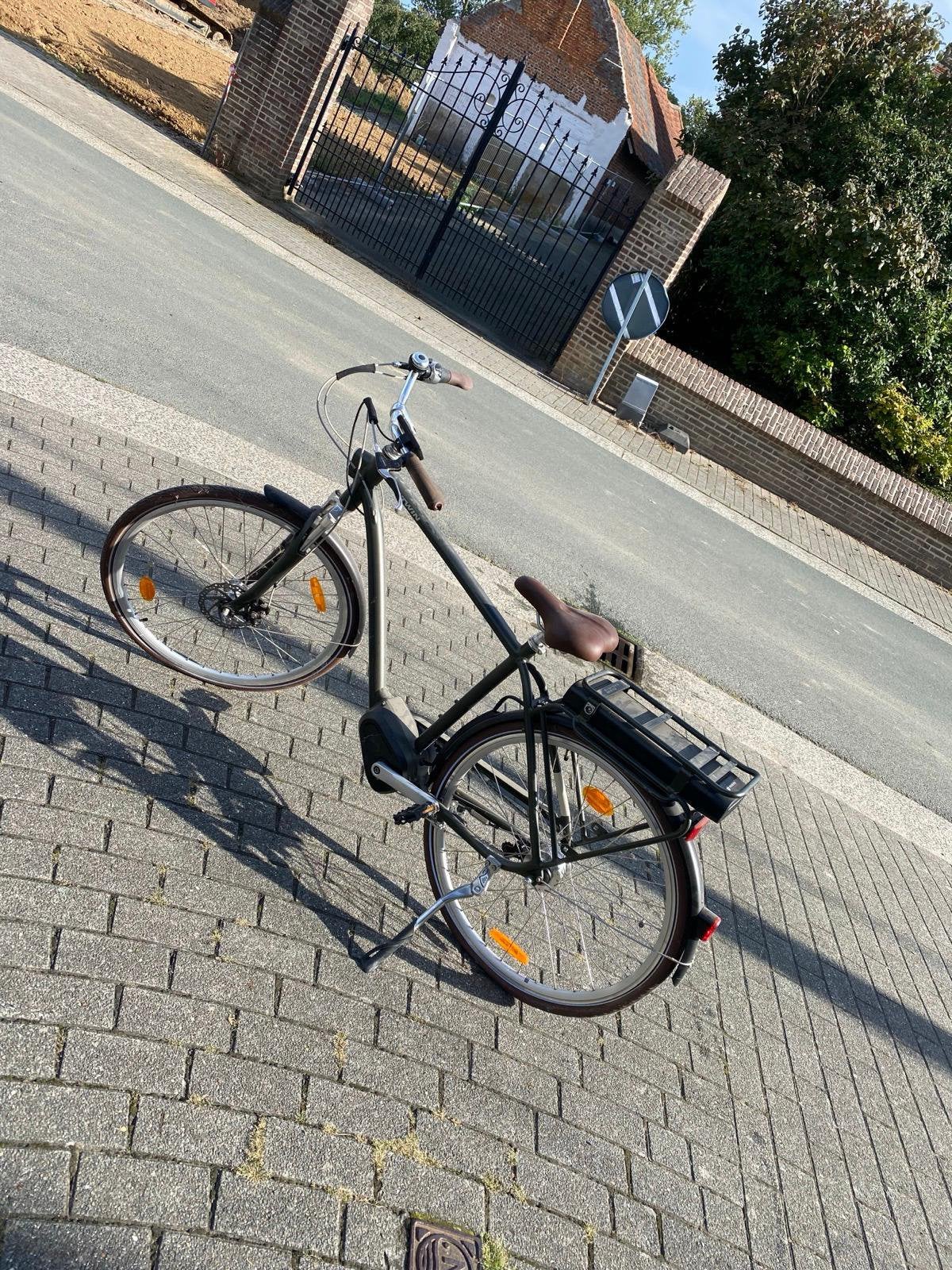 B’Twin electrische mannenfiets, Fietsen en Brommers, Ophalen