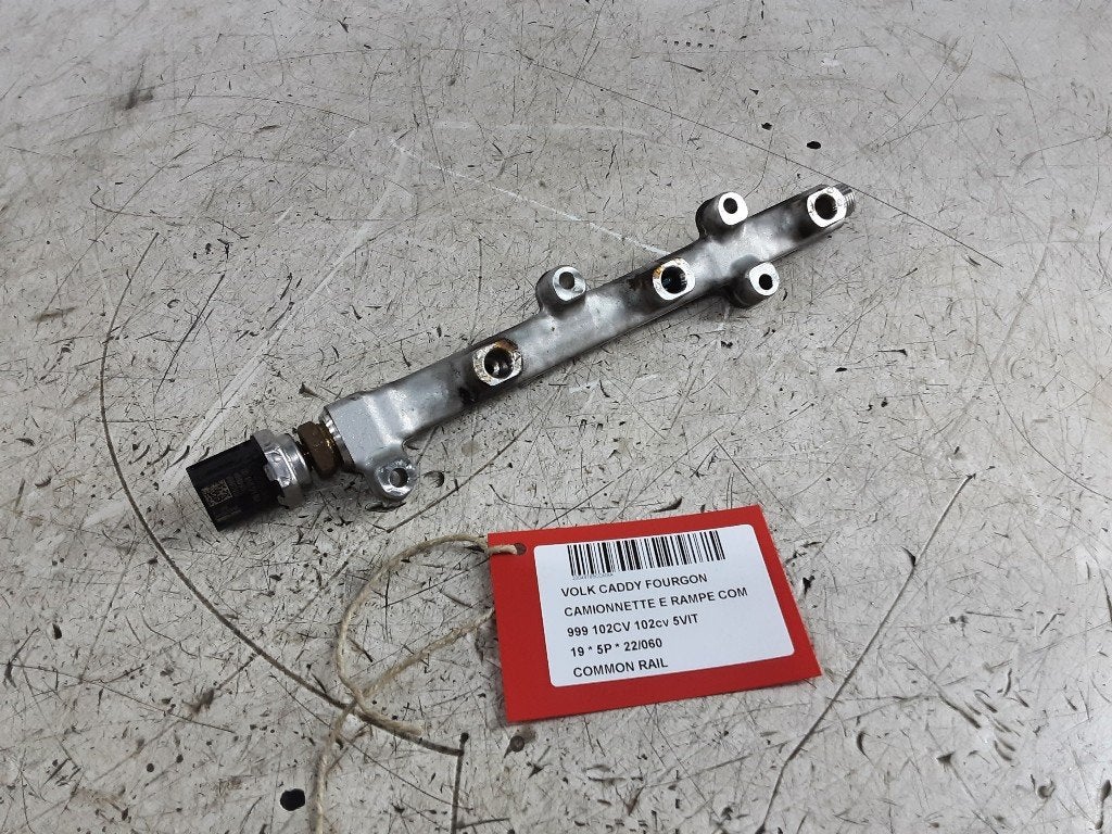 RAMPE D'INJECTION Volkswagen Caddy IV (04C133320G), Autos : Pièces & Accessoires, Volkswagen, Mevr. I. Hauben, Utilisé, Rue de l'Espoir 34 34
4030  GRIVEGNÉE, BE