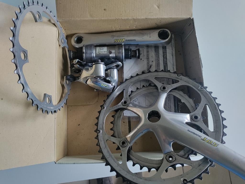 Shimano aandrijfset met as en 3 tandwielen, Fietsen en Brommers, Ophalen