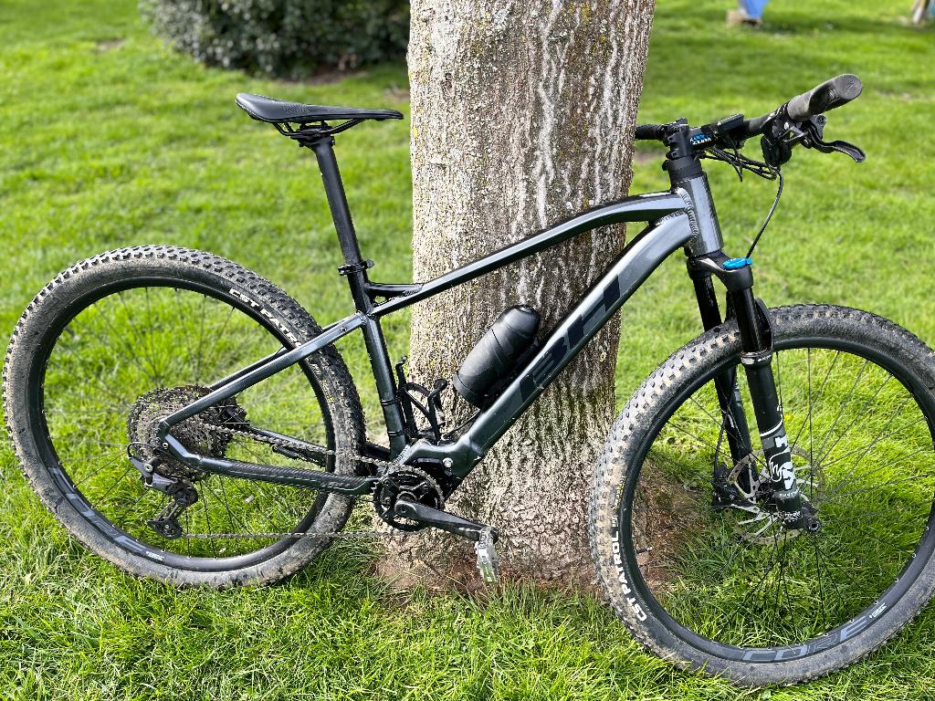 BH core, Vélos & Vélomoteurs, Enlèvement, Utilisé, 50 km par batterie ou plus, Autres marques