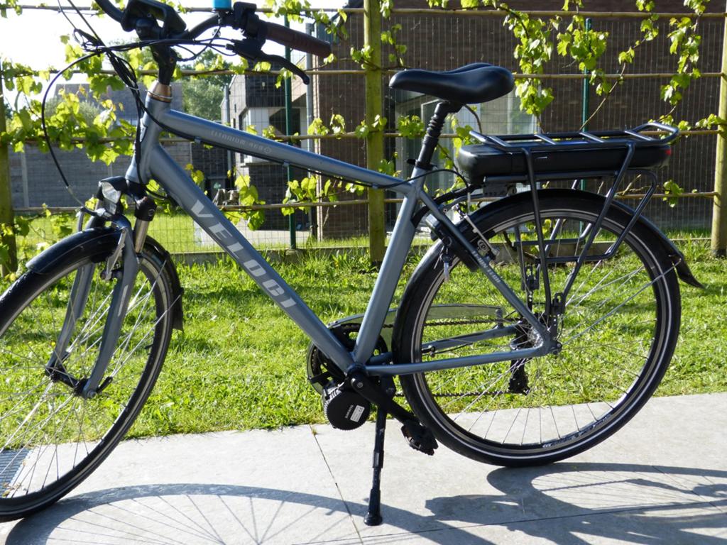 Veloci Titanium zo als nieuwe total 15km., Ophalen