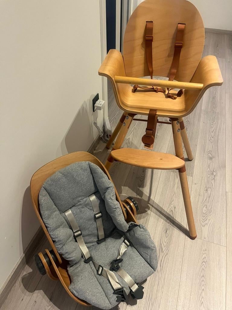 Baby eetstoel met verkleiner, Kinderen en Baby's, Kinderstoelen, Ophalen, Zo goed als nieuw, Meegroeistoel