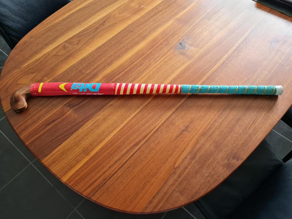 hockeystick Dita  junior 2 maat 34, Sports & Fitness, Hockey, Enlèvement ou Envoi