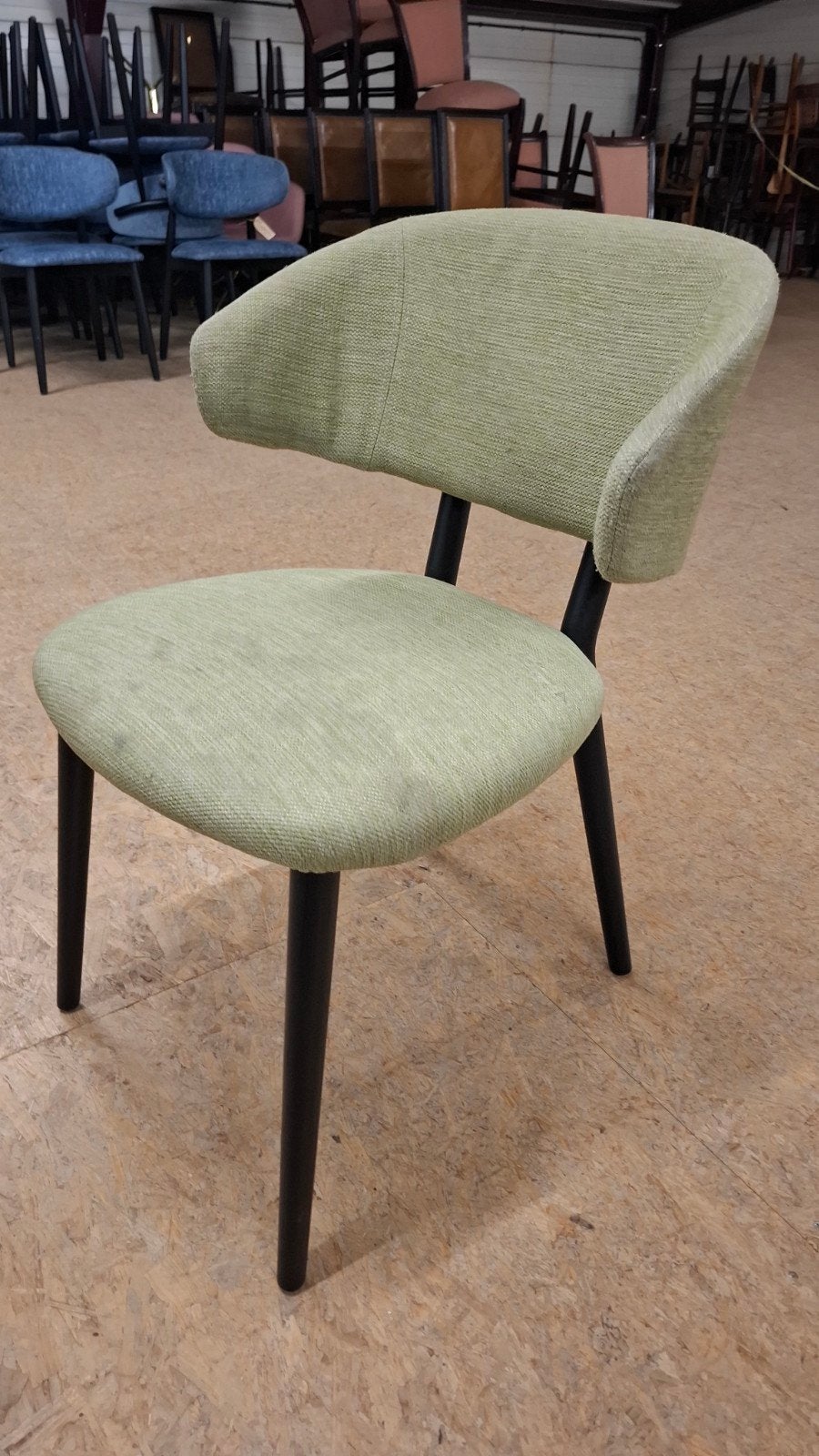 24 horeca project MOBITEC partij restaurant trendy stoelen, Gebruikt, Overige kleuren, Ophalen of Verzenden, Stof