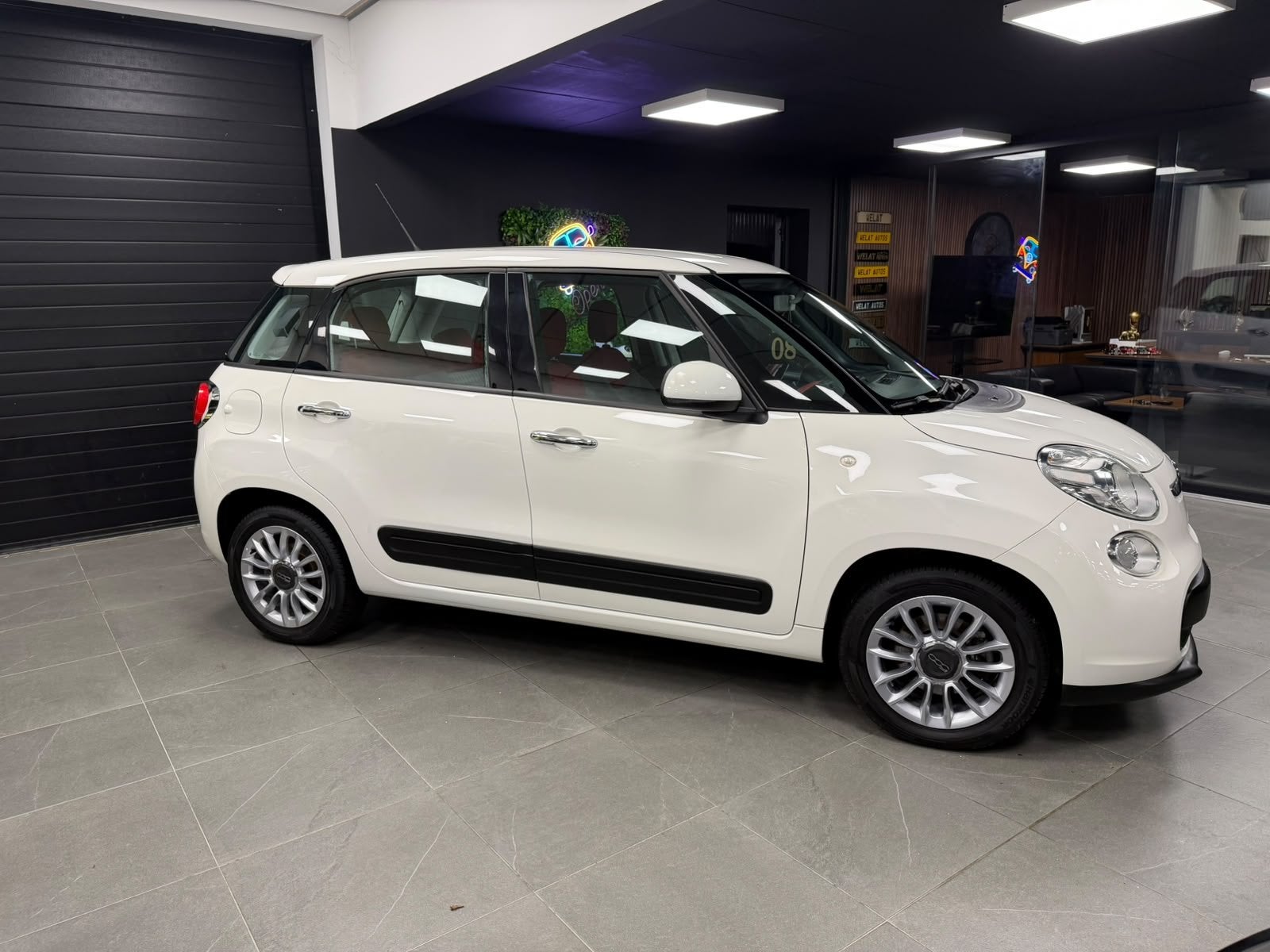 Fiat 500L BENZINE 2012, Auto's, Monovolume, Gebruikt, Wit, Elektrische ramen