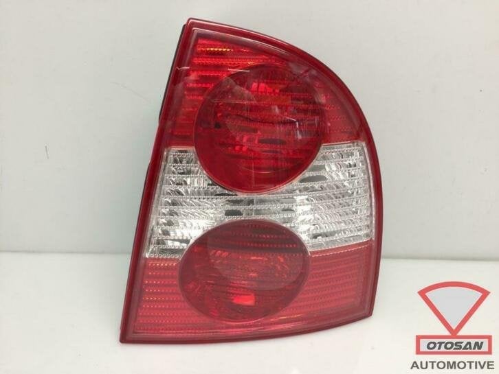 vw passat 2000 2005 feu arri re droit nouveau ! 5837932, Neuf, Volkswagen, Volkswagen AG, Vw@volkswagen.de