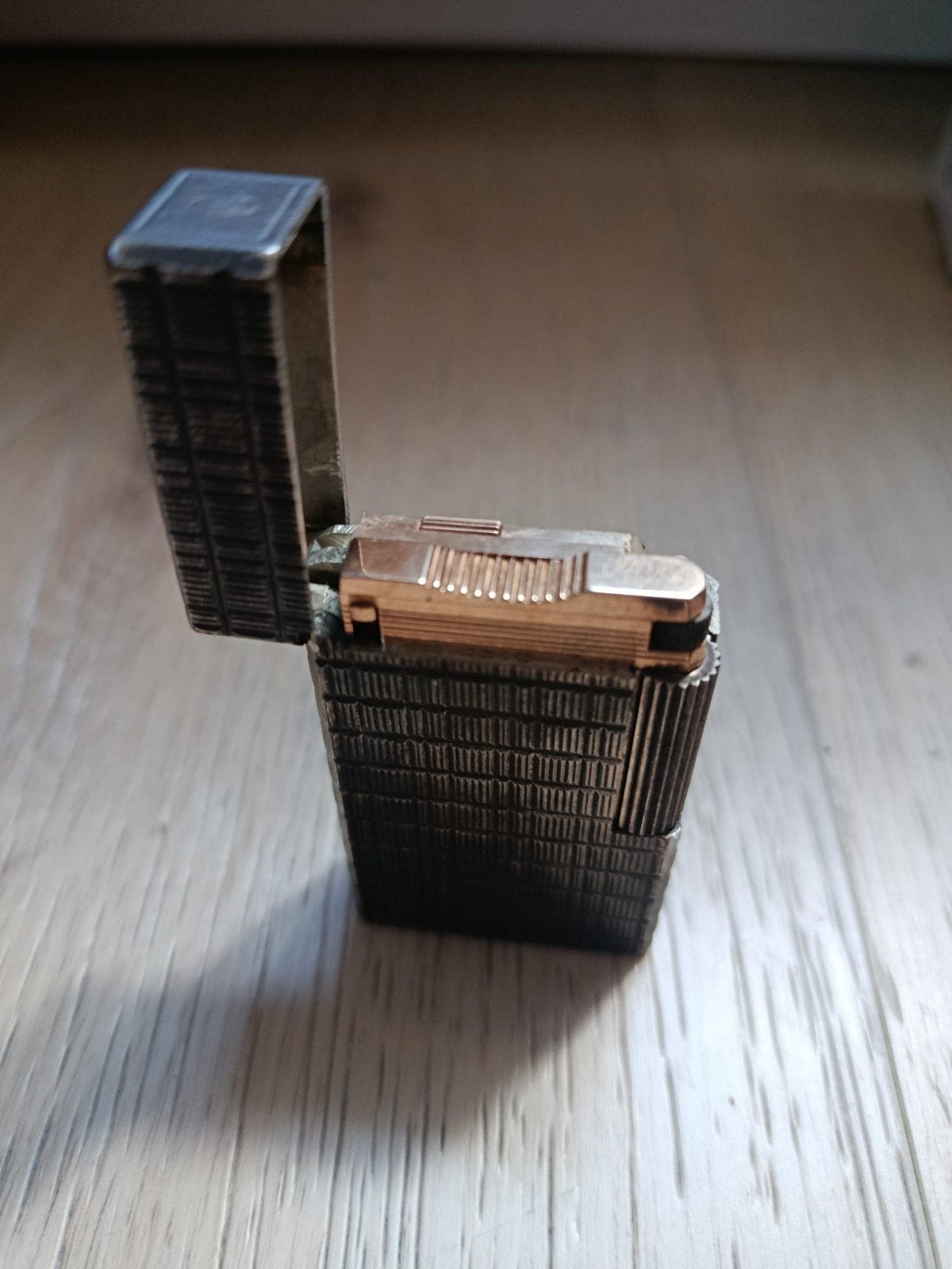 Véritable briquet vintage S.T. Dupont Ligne 1 (Grand modèle), Enlèvement, Briquet
