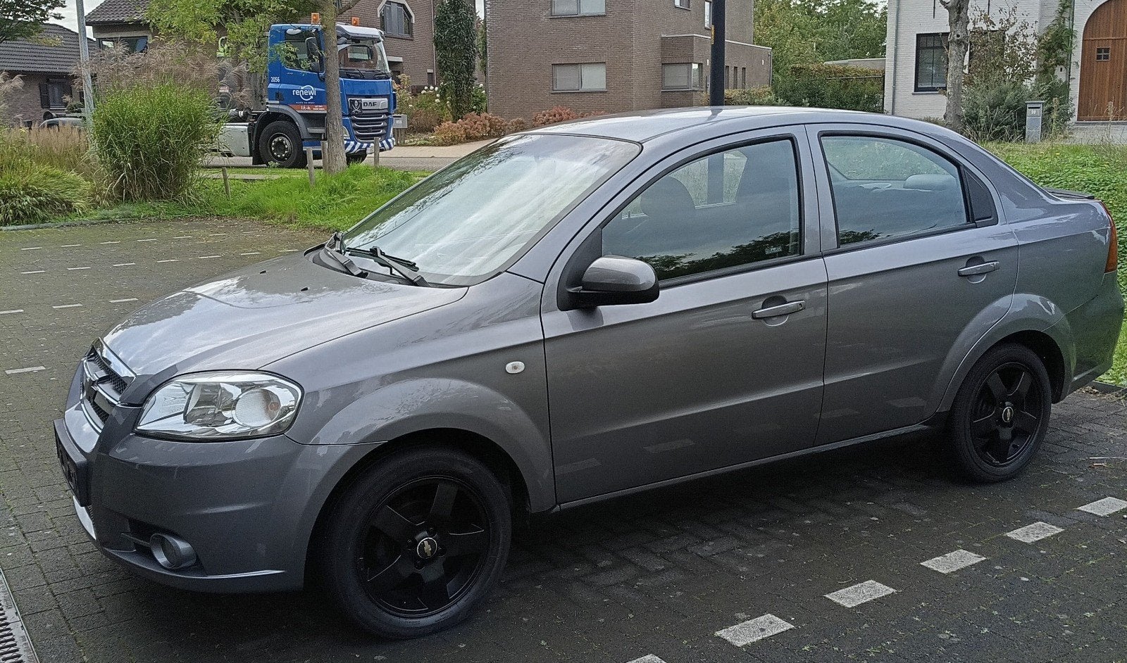 chevrolet aveo 1.4 benzine 
196.000km toegela, Auto's, Dealer onderhouden, Aveo, Elektrische ramen, 96 kW