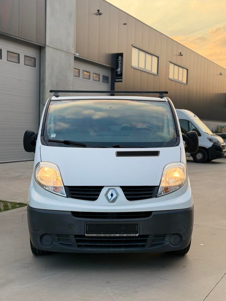 Renault Trafic   107.000km   2008   2.0 diesel, Autos, Camionnettes & Utilitaires, 3 places, Entretenue par le concessionnaire