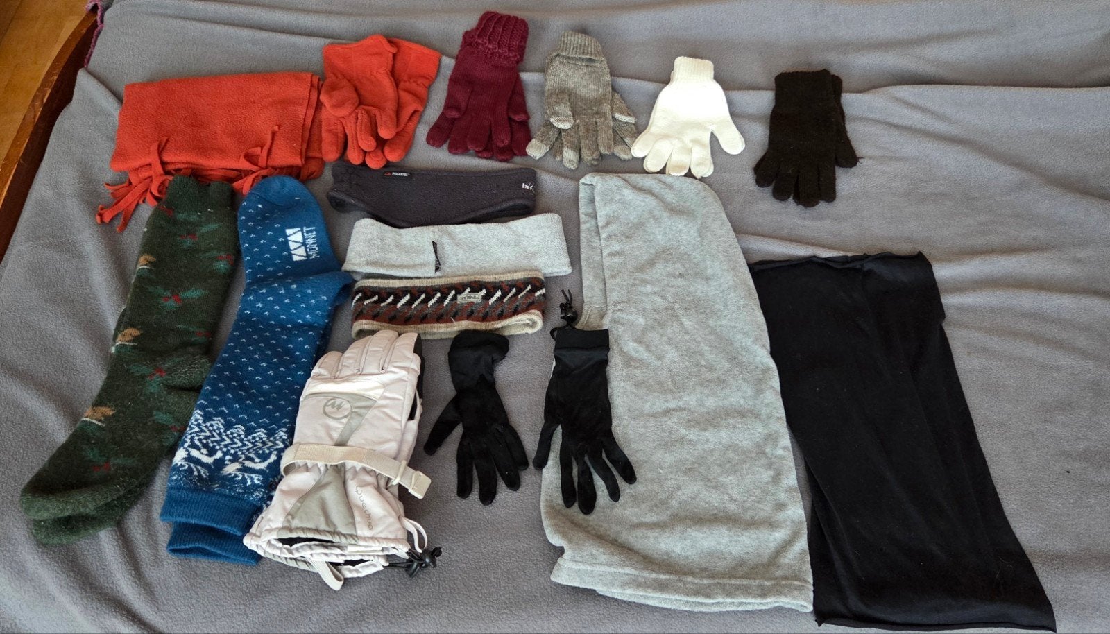 Jackpot voor winteraccessoires voor dames, Kleding | Dames, Dames-kledingpakketten, Ophalen