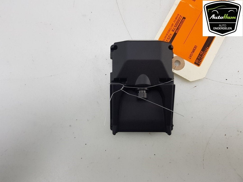 CAMERA VOOR Opel Crossland (X) (01-2017/05-2018), Gebruikt, Postoffice@zf.com, Löwentaler Straße 20
88046  Friedrichshafen, DE