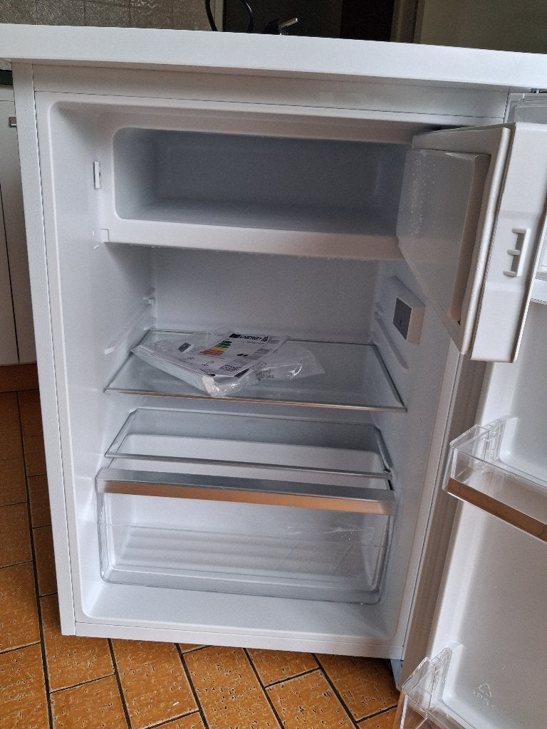FRIGO AEG NEUF (JAMAIS SERVI) SS GARANTIE 2 ANS POSE LIBRE, Electroménager, Réfrigérateurs & Frigos, Neuf, Avec compartiment congélateur