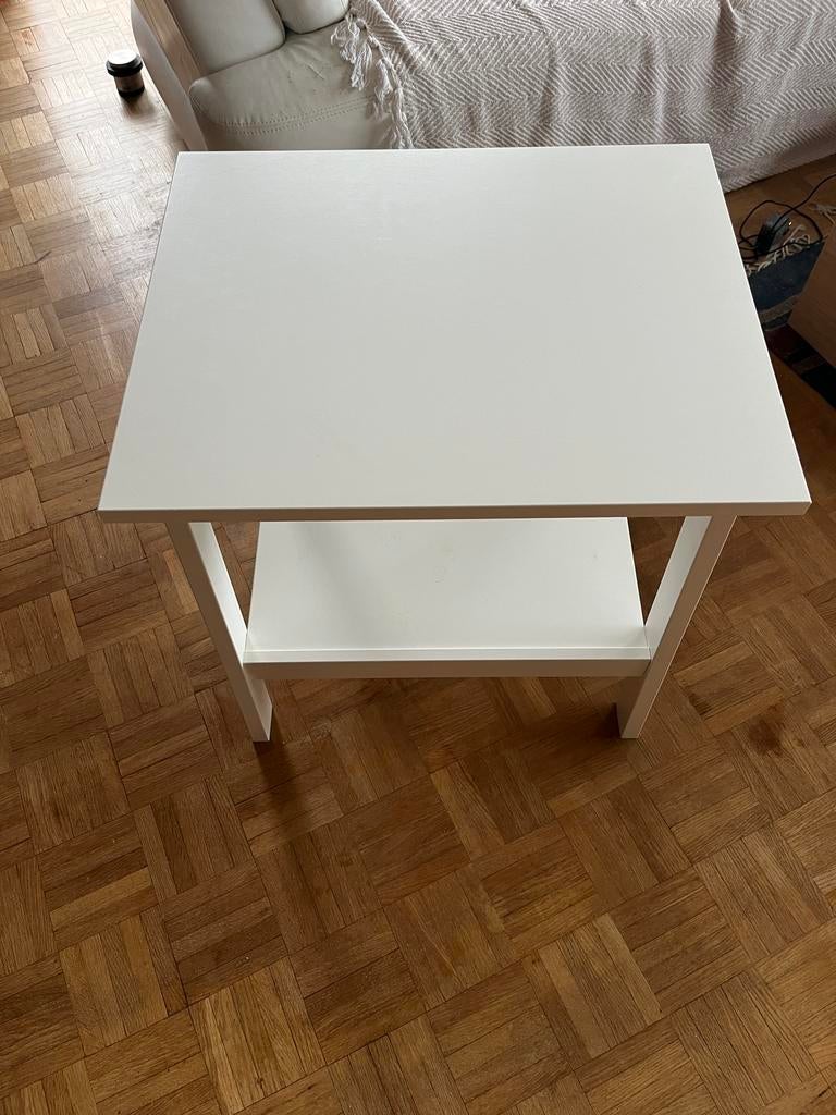 Ikea Lunaarp table d’appoint, Maison & Meubles, Tables | Tables d'appoint, Enlèvement, Comme neuf