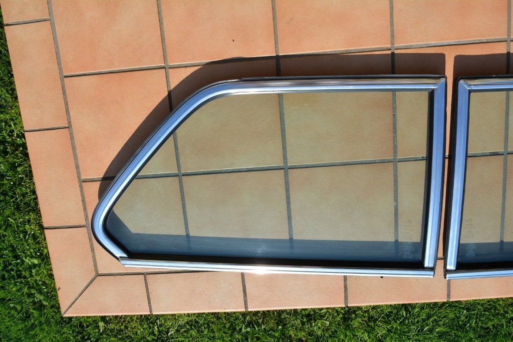 Vitres custodes BMW E21, Enlèvement, BMW