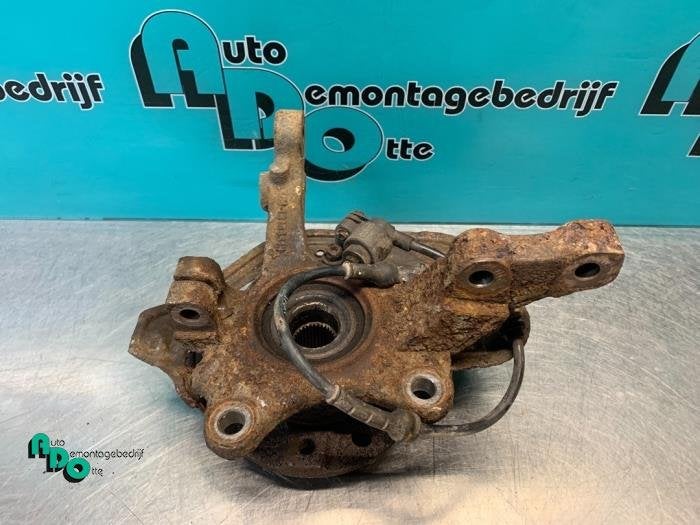 Joint avant gauche d'un Opel Combo, -, Opel, 3 mois de garantie, Utilisé