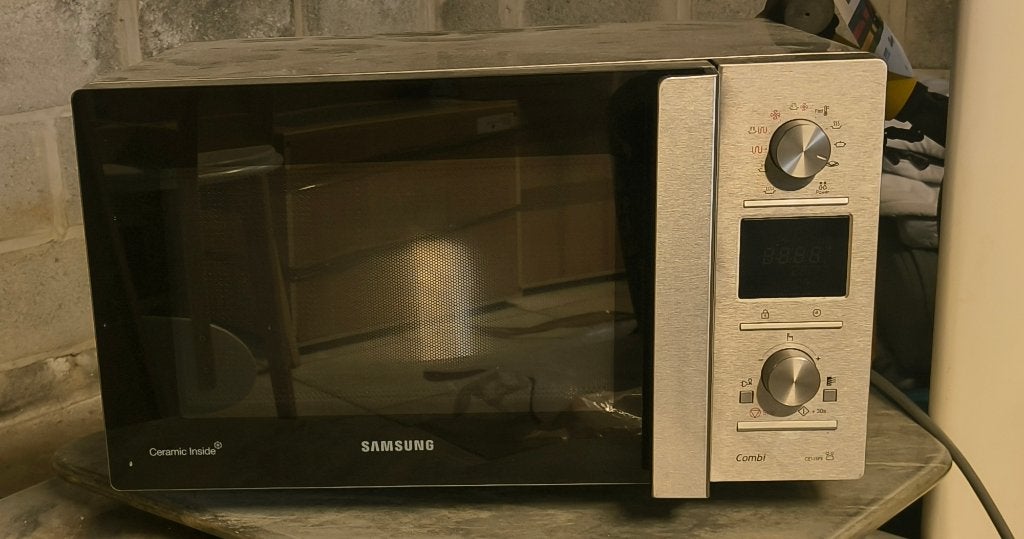 Samsung combi micro-ondes, Electroménager, Enlèvement, Utilisé, Micro-ondes