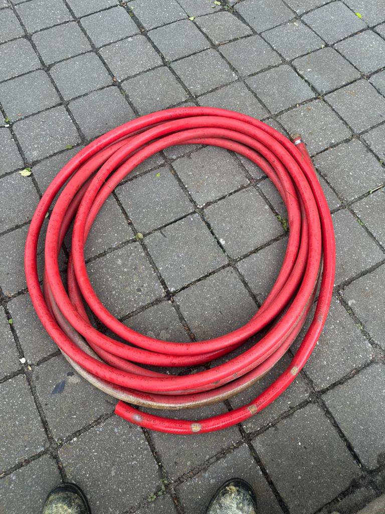 Tuinslang, Ophalen, Zo goed als nieuw, Tuinslang