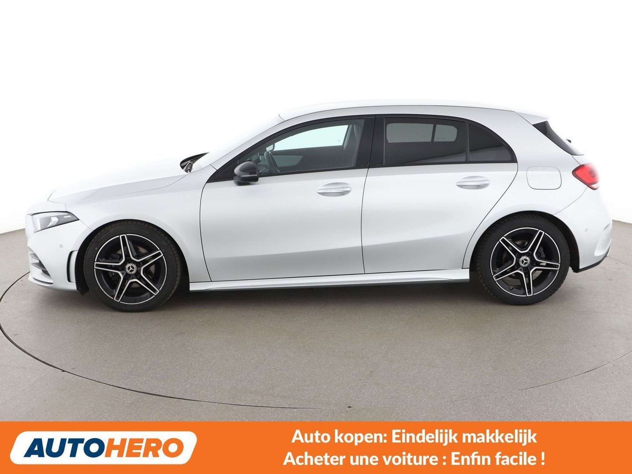 Mercedes-Benz A-Klasse 180 A 180 d AMG Line (bj 2021), Auto's, Gebruikt, 116 pk, 5 deurs, Te koop