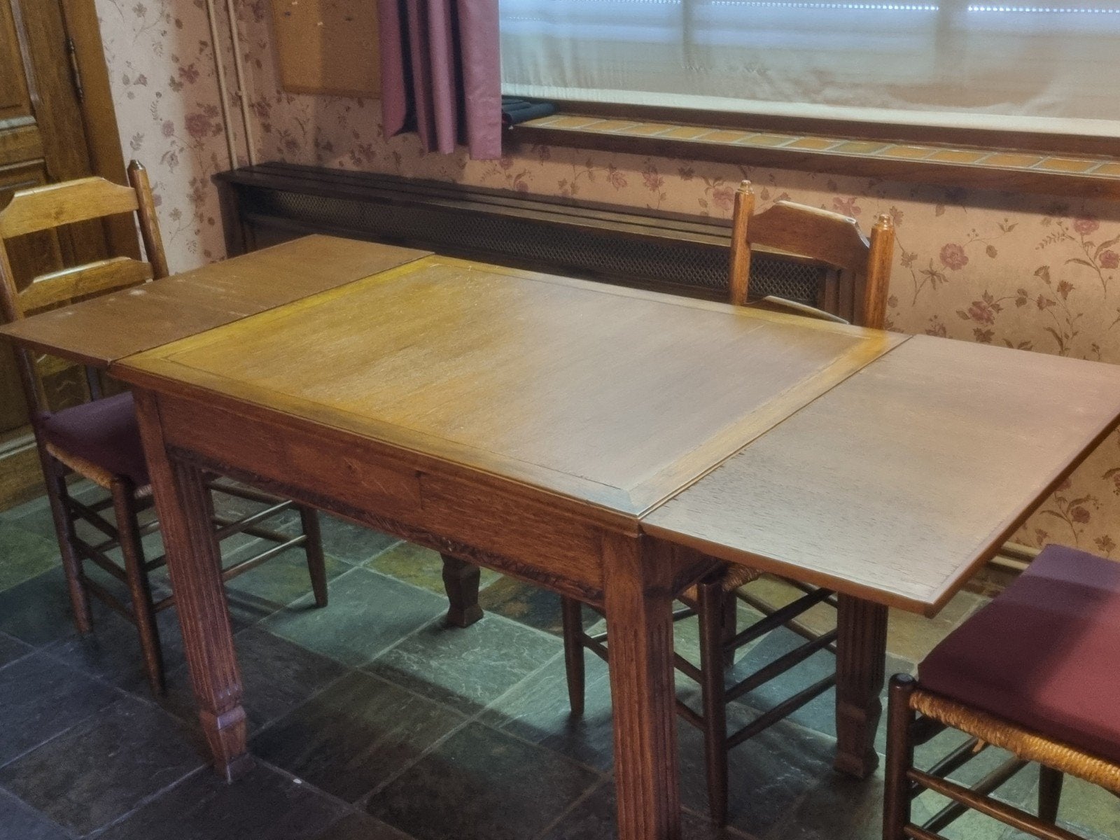 Uittrekbare keukentafel, Ophalen