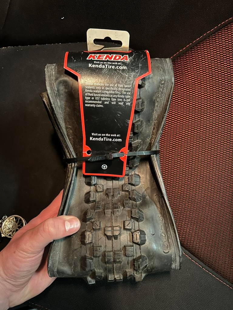 Pneu vtt Kenda 29 pouces, Vélos & Vélomoteurs, Enlèvement ou Envoi, Comme neuf, Pneu