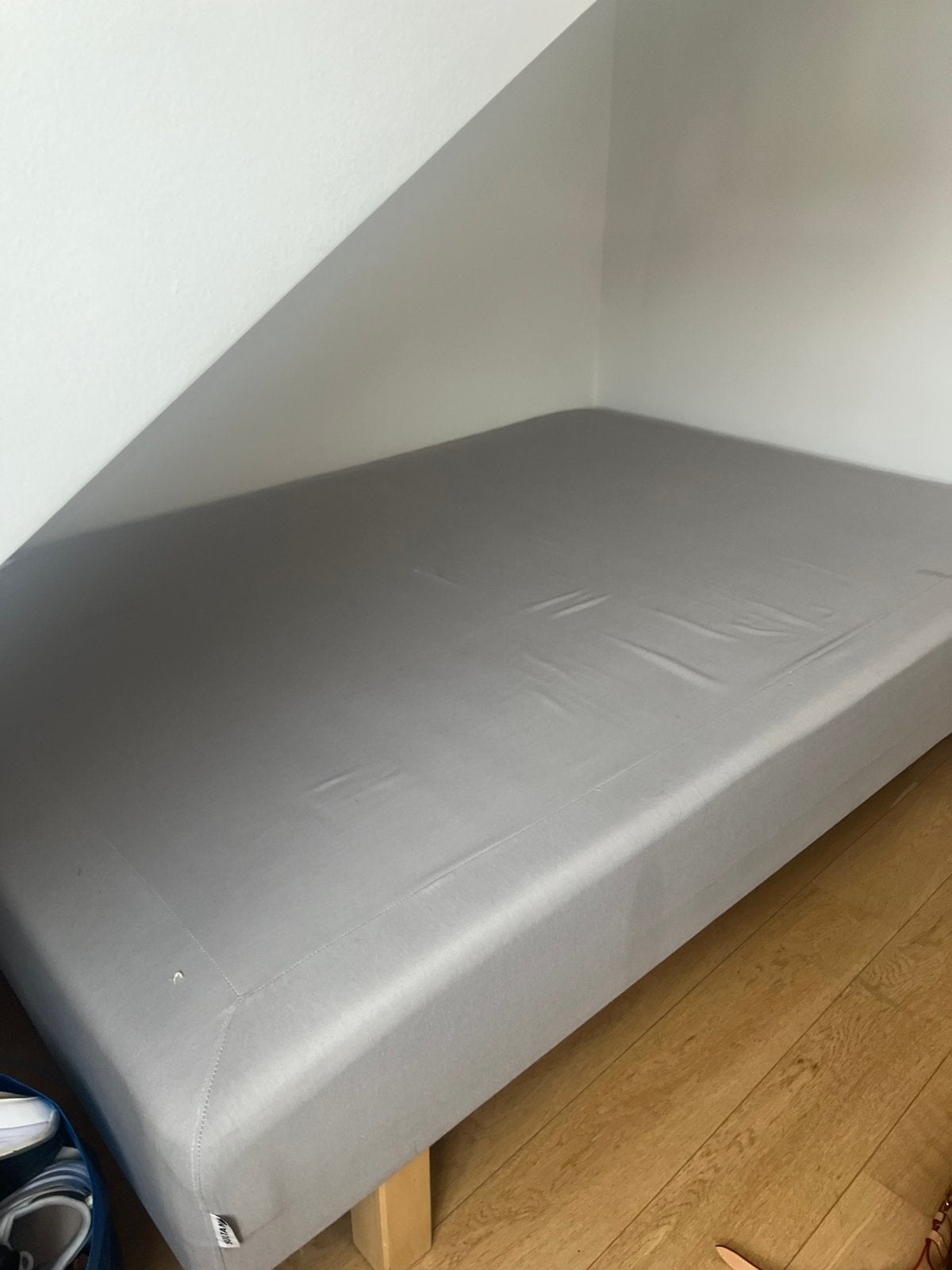 Free Ikea boxspring 140*200 cm, Maison & Meubles, Gris, Queen size, 140 cm, Enlèvement