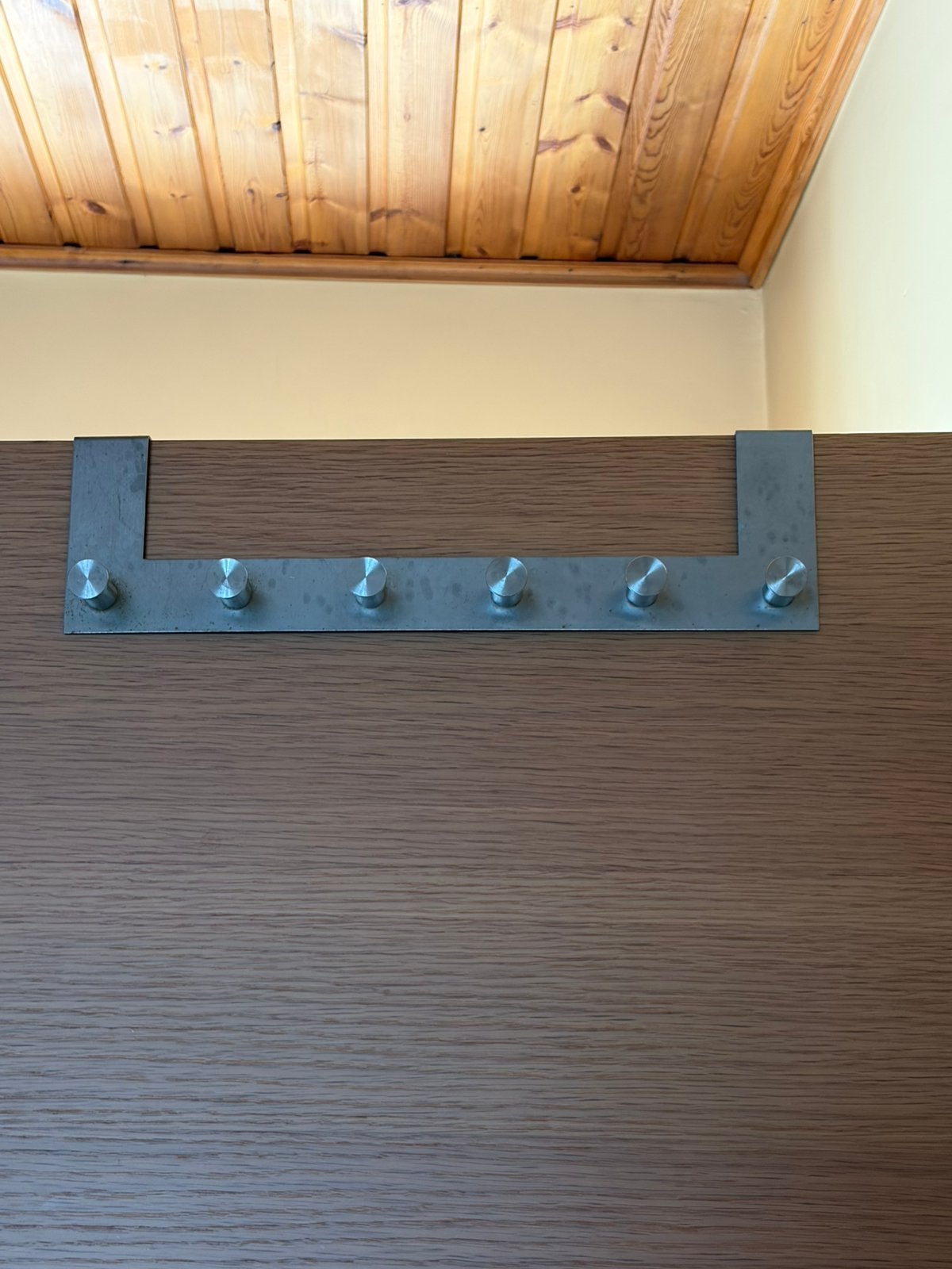 Porte-manteau à suspendre, Ophalen, Gebruikt