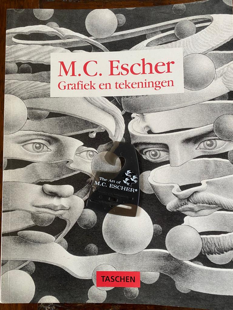 MC ESCHER. Grafiek en tekeningen, Boeken, Ophalen of Verzenden