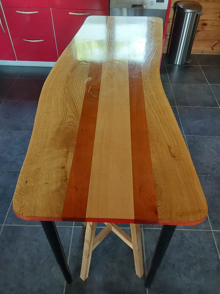 Bartafel in sterk hout, Ophalen, Zo goed als nieuw